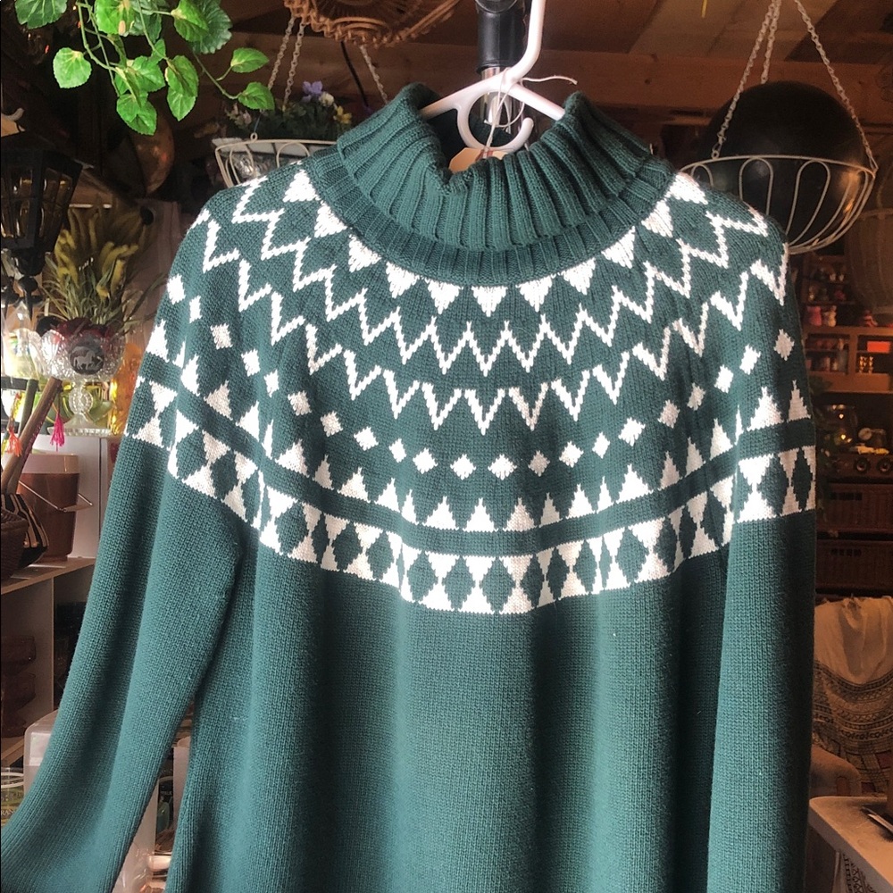💚Duluth Trading Co.Forest Green Turtleneck Sweater